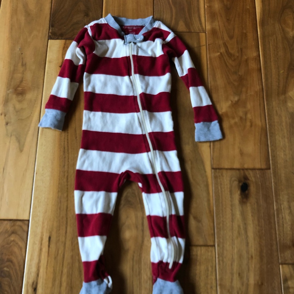 Burt’s bees footie